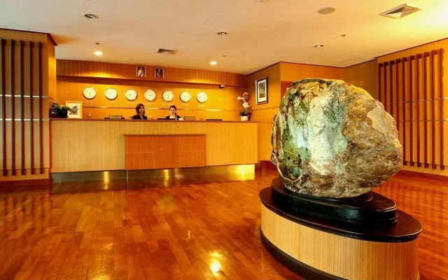 The Laurel Suite