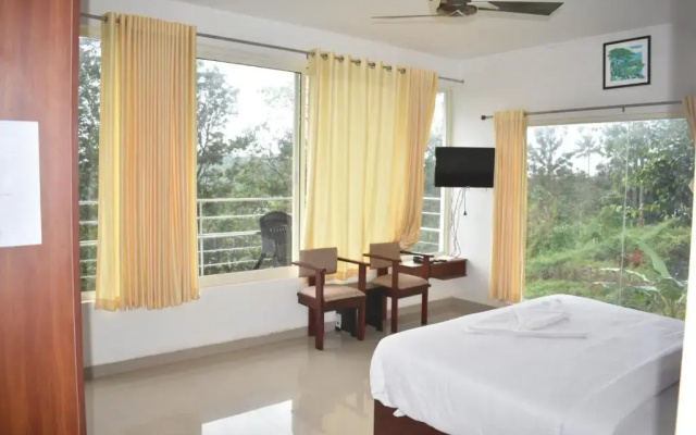 Nature Clouds Resort