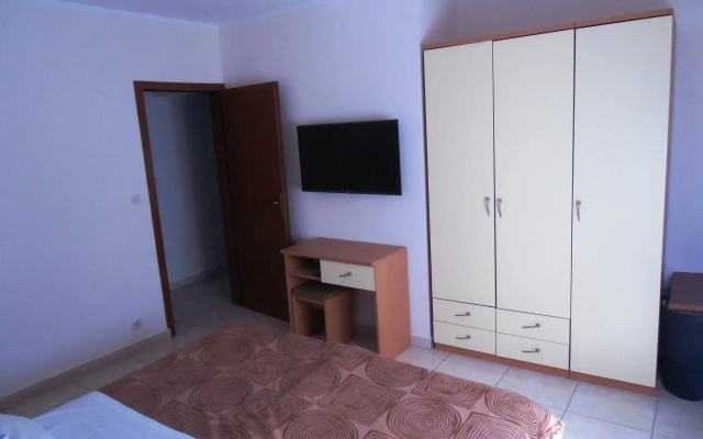 Apartments Romano
