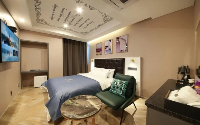 Gimpo Hotel M Tower