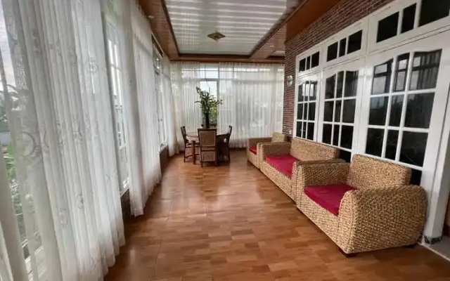 Villa Hartini 2