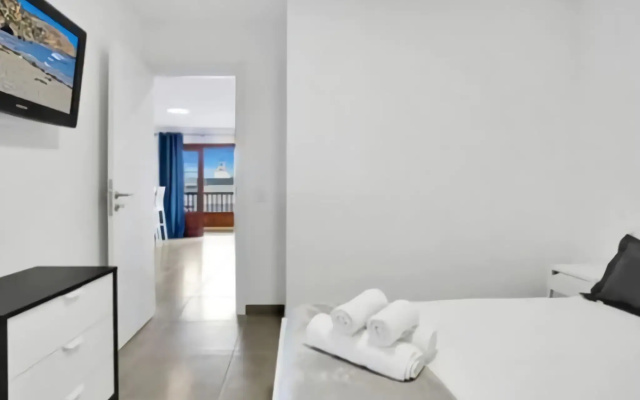 Spacious holiday home in Candelaria with terrace
