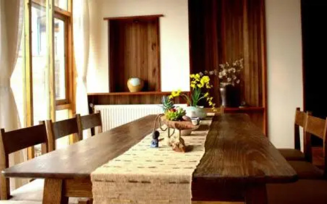Heyueju Hotel