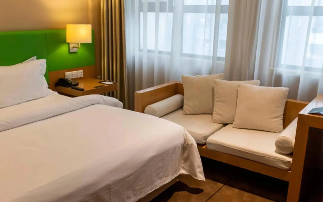 Metropolo Jinjiang Hotel