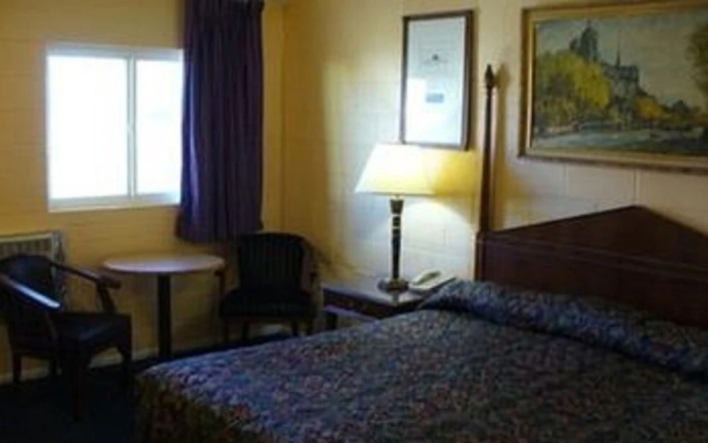 Motel 10