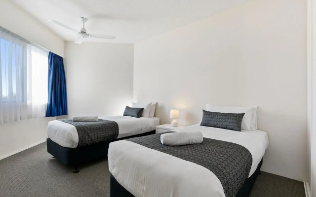 White Crest Apartments