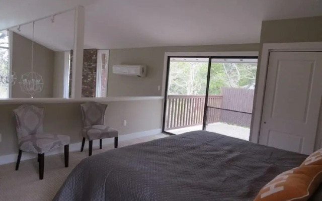 44 Ethelma Drive - Two Bedroom House