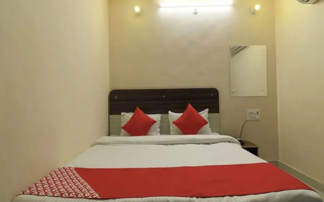 Deepak Hotel And Restaurant by OYO Rooms