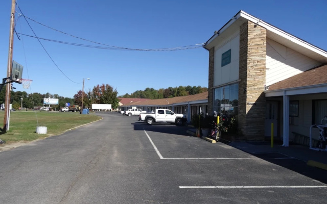Cavalier Motel