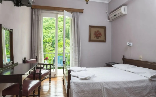 Theoxenia Hotel