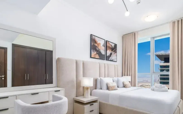 LUX The Dubai Marina View Suite 2