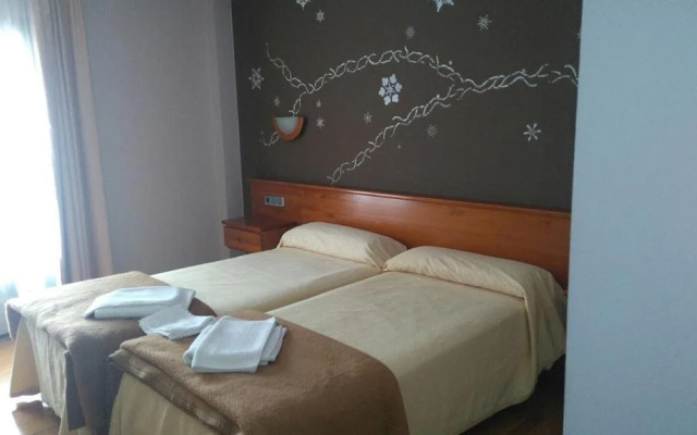 Hotel Peñas Juntas