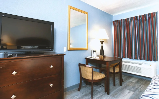 Comfort Inn North