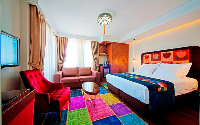 Azade Suites