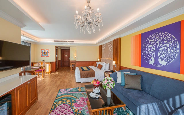 Empress Premier Hotel