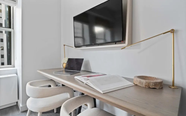 17john: Classic King Studio Apartment