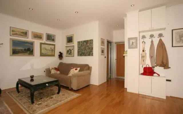 Apartman Halugica