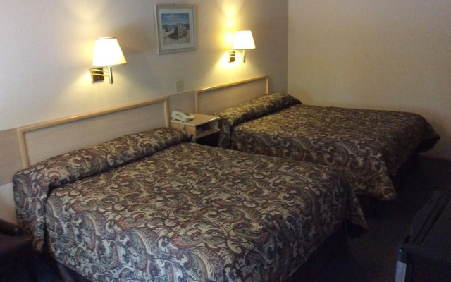 Super 8 by Wyndham Clearwater BC