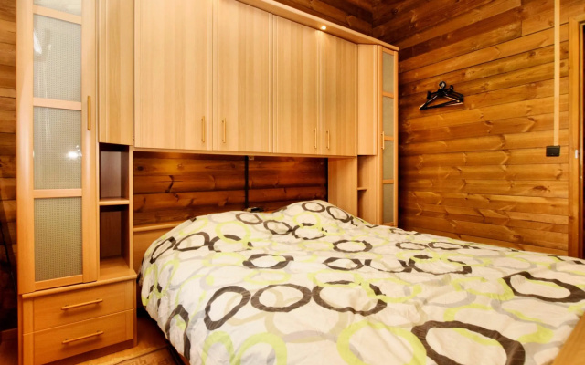 Cosy chalet in Barvaux with fenced garden