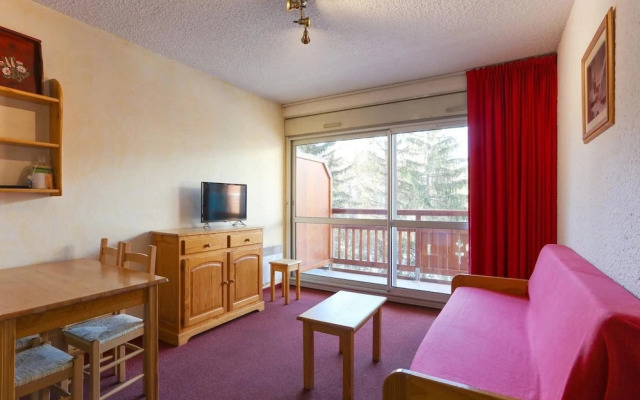 Studio in Les Deux Alpes With Balcony