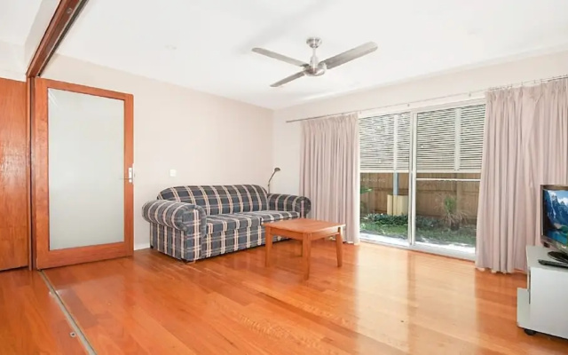 Siesta - Lennox Head