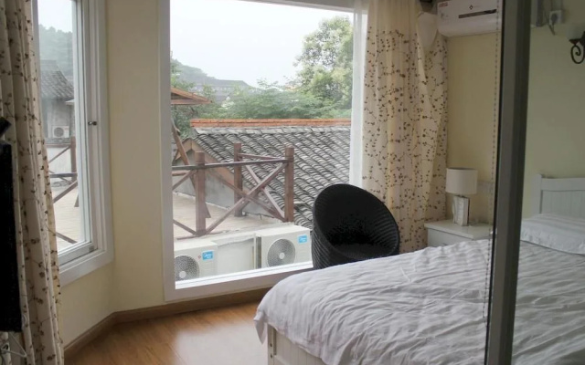 Shaoxing International Youth Hotel