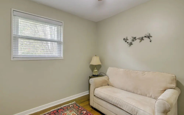 Private Yard! Pet-friendly Memphis Adventure Hub