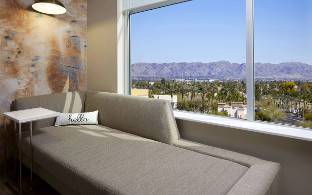 Cambria Hotel Phoenix Chandler - Fashion Center