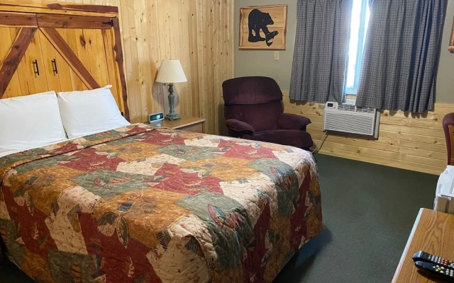 Celebrity Inn