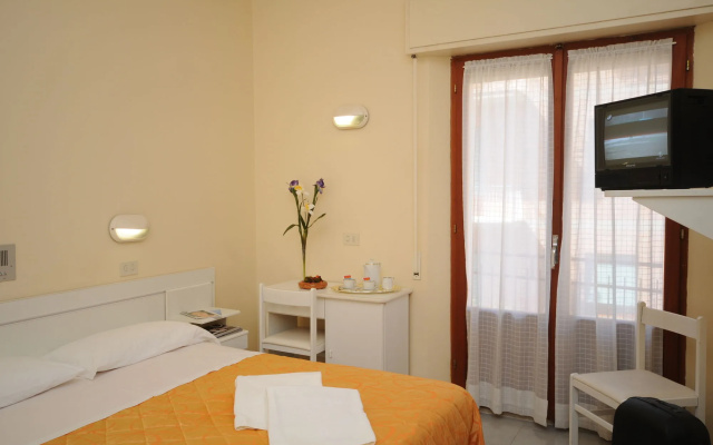 Hotel Iris