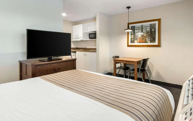 Birch Hill Suites - Lakeland