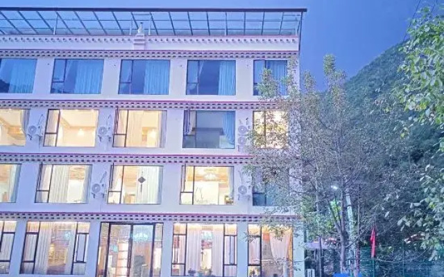 Yangqin • Zhuokang Vacation Apartment