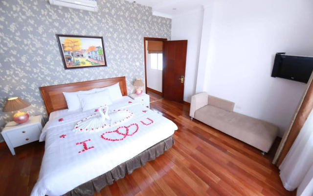 Tran Hotel