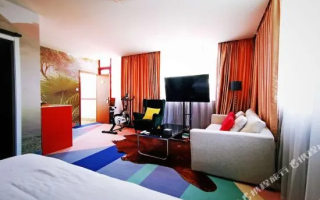 Xindao Xitai Xiaozhu Hostel