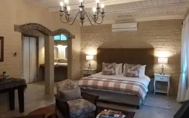 Hartland Garden Suite