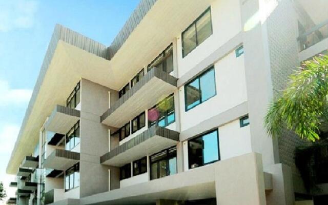 Апартаменты President Boutique Apartment вид на фасад