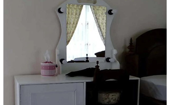 Mrs Luis Guest House
