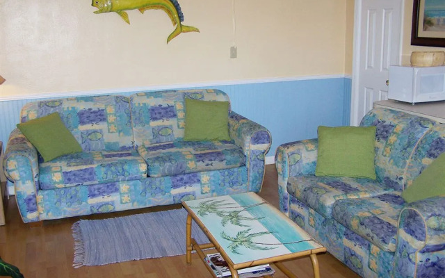 Gulf Winds Beach Resort