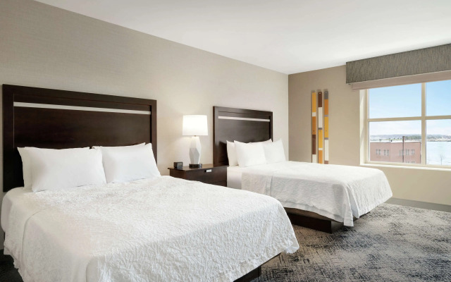 Hampton Inn Portland Downtown - Waterfront