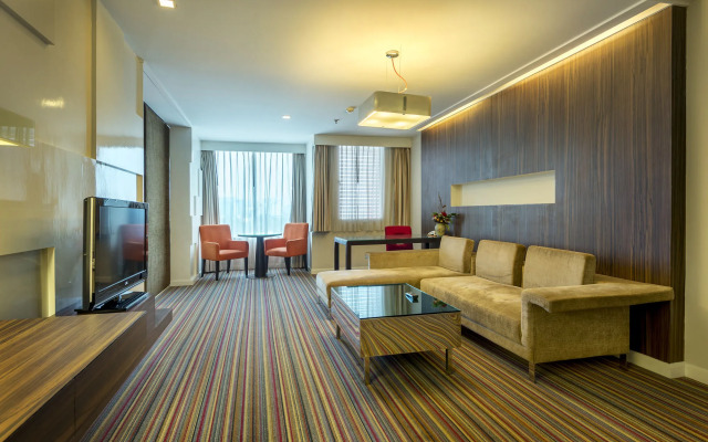Thamrongin Hotel