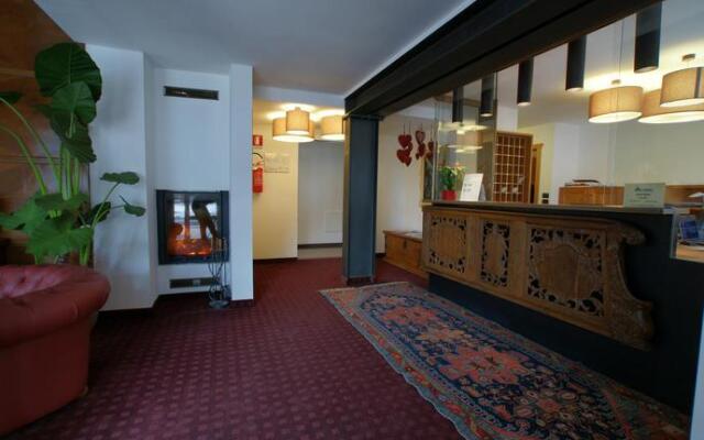 Adler Family and Wellness ApartHotel