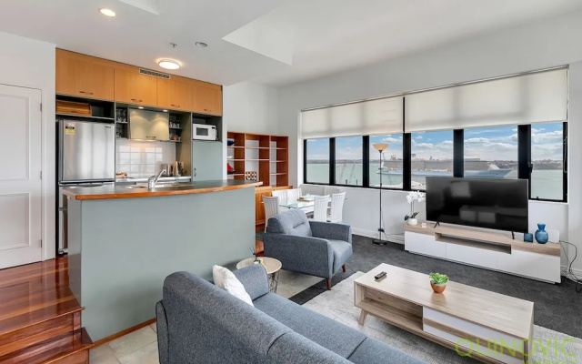 QV Waterfront City Centre Apartment -557