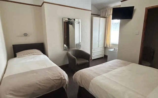 Bayona Guest House