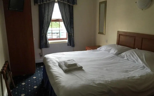 Shurland Hotel