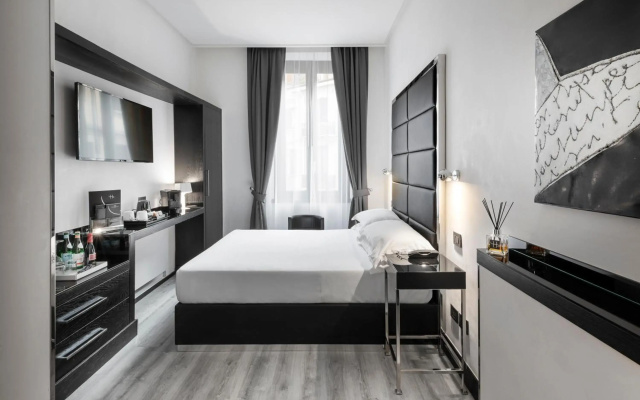 LHP Hotel Napoleon
