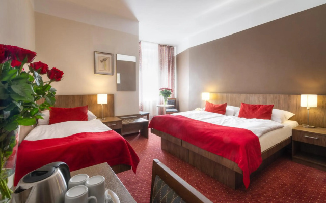 Hotel Harmony