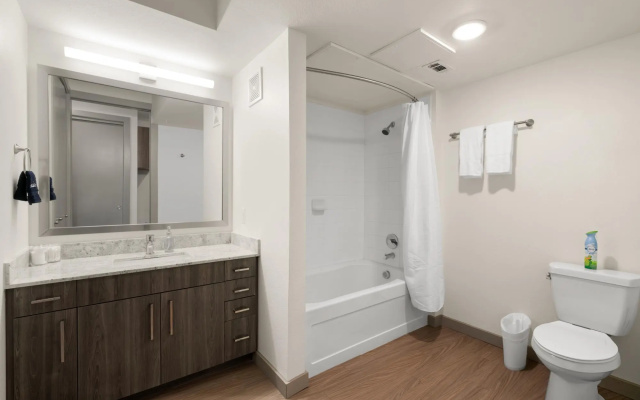 Arlington Classy Studio Apartment