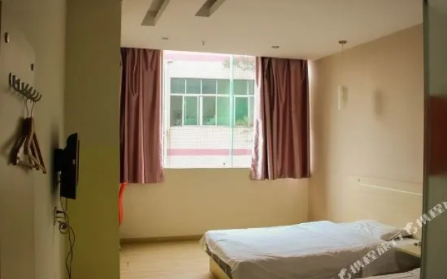 Qiju Hotel