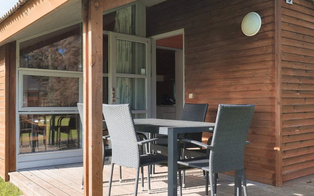 Stunning Cabin in Camping Resort