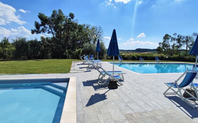 Elegant Escape in Tuscan